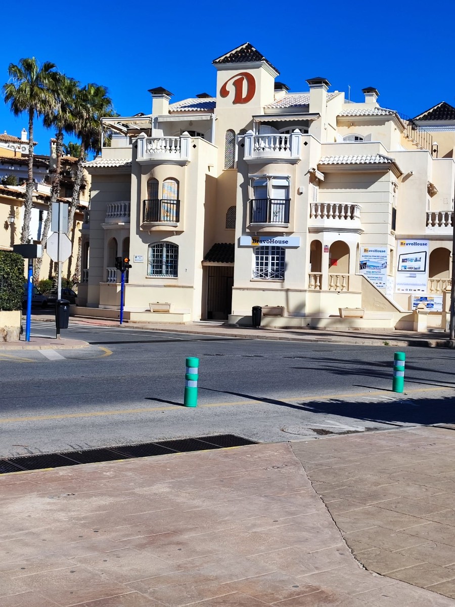 Apartamento de 2 dormitorios en Torrevieja