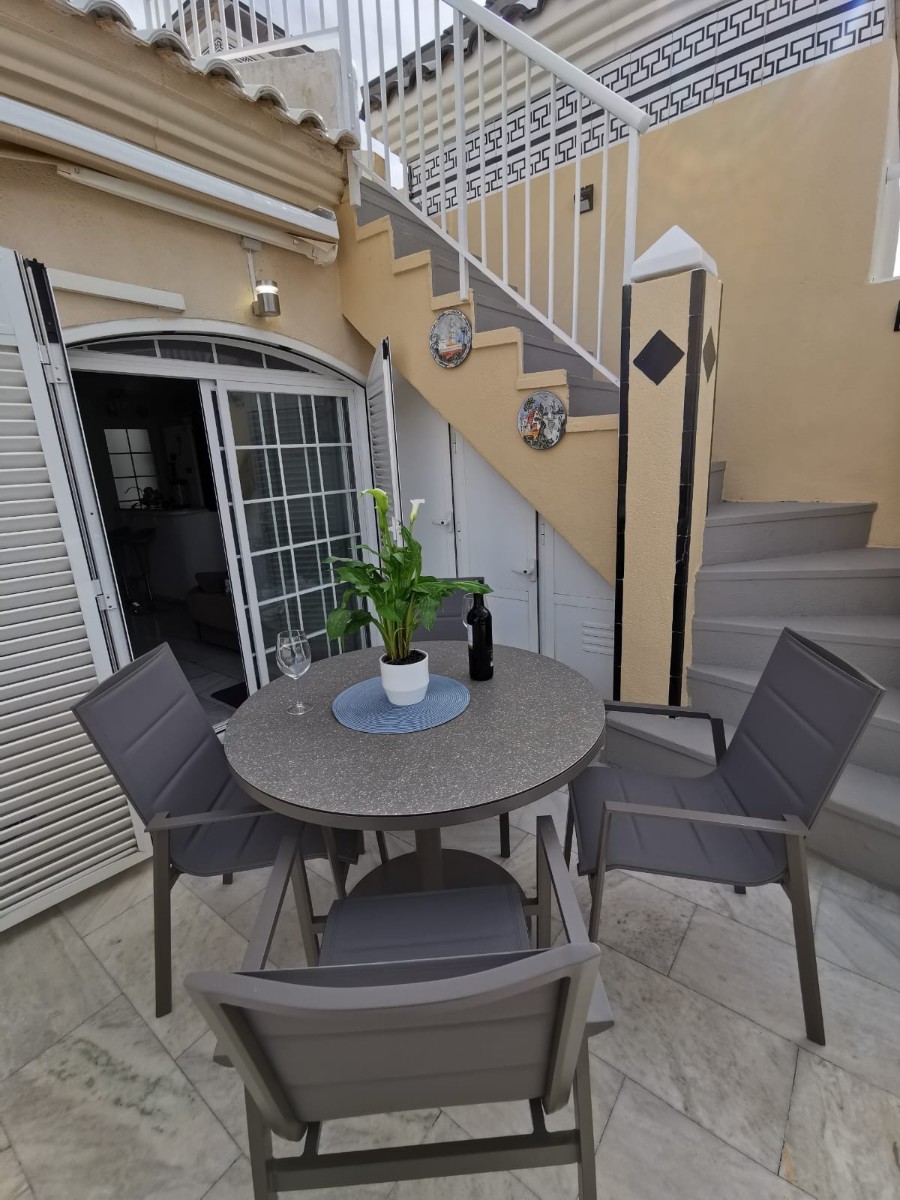 Apartamento de 2 dormitorios en Torrevieja