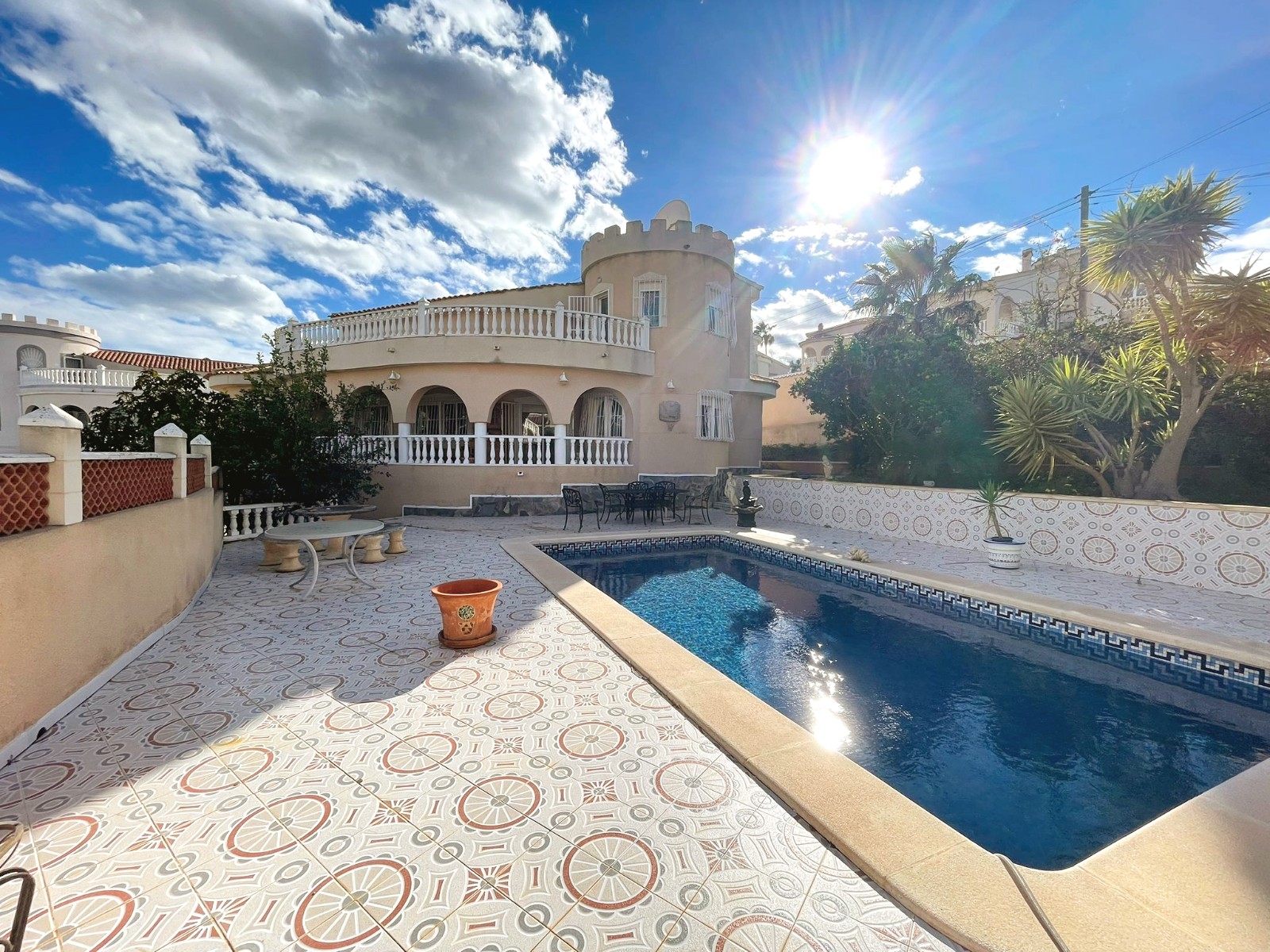 Villa de 5 dormitorios en Ciudad Quesada