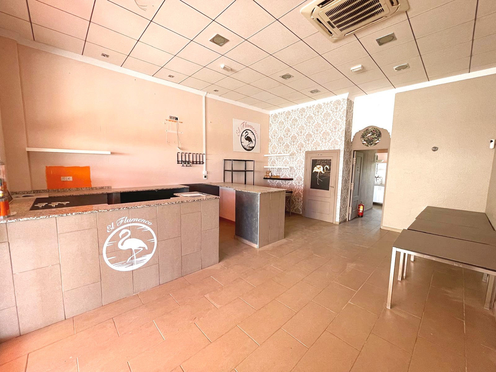 Commercial in Algorfa
