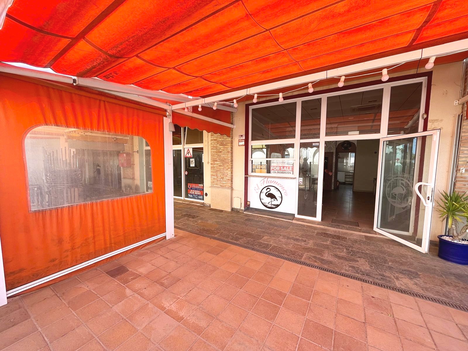 Commercial in Algorfa