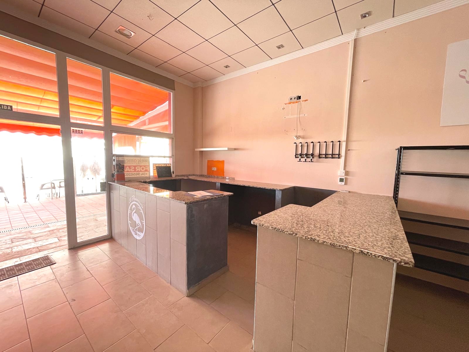 Commercial in Algorfa