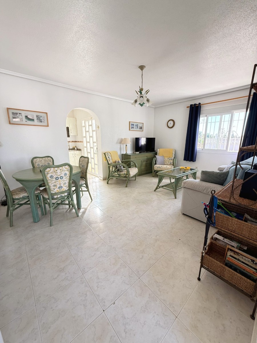 Bungalow met 2 slaapkamers in Ciudad Quesada